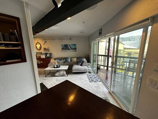 Building Photo - Beautiful 2Bd 2Ba Tahoe Keys Condo! Available for a Winter seasonal lease starting 10/1/25! Call ...