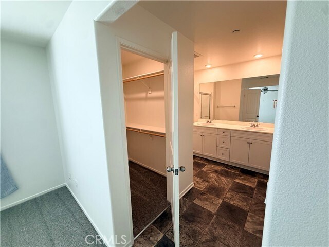 Building Photo - 16931 Montgomery Ave