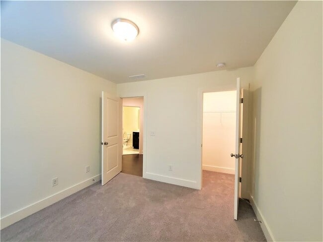 Building Photo - 389 Auburn Valley Wy