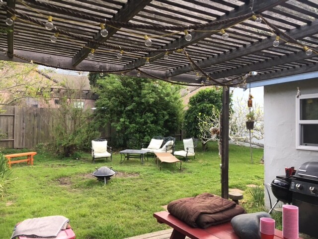 Building Photo - 235 Foothill Blvd