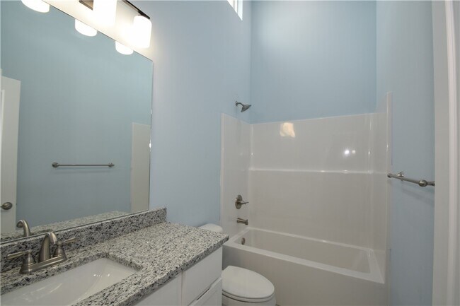 Building Photo - 550 Amethyst Rd