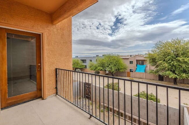 Building Photo - Beautiful Santa Rita Townhome in Sahuarita!!