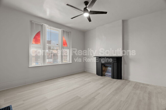 Building Photo - 4038 California Ave