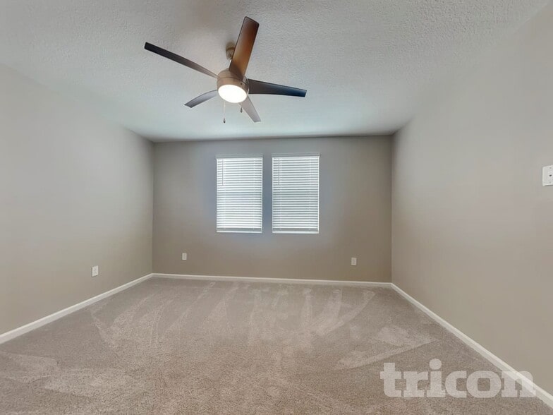 Building Photo - 728 Abita Aly