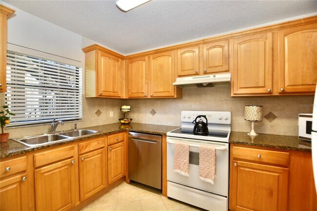 Building Photo - 6150 Gulfport Blvd S