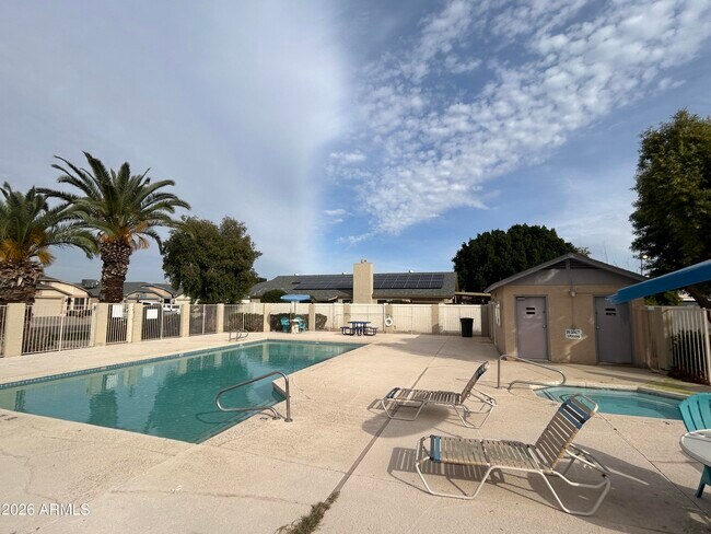 Building Photo - 8835 W Charleston Ave