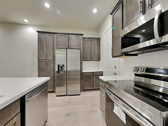 Building Photo - 5730 Paul Quinn St