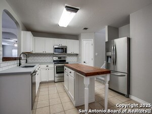 Building Photo - 10315 Crystal