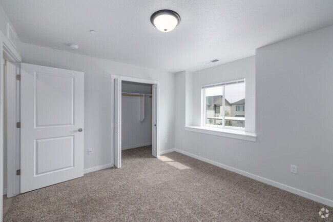 Interior Photo - Breckenridge Apartments - Historical Access