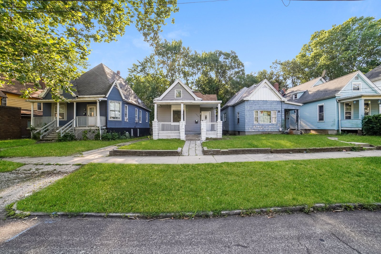 Building Photo - 1820 N Peoria Ave