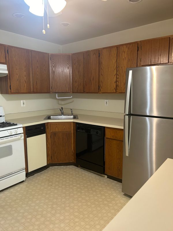 Building Photo - 29 Joyner Ct