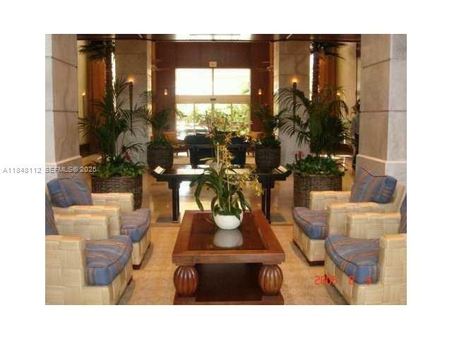 Building Photo - 19501 W Country Club Dr