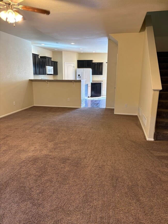 Building Photo - 3 Bedroom 2.5 Bath Townhome  with AC in Lorson Ranch