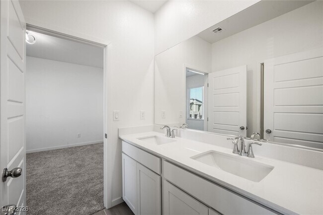 Building Photo - 8327 Aurora Rdg Ave