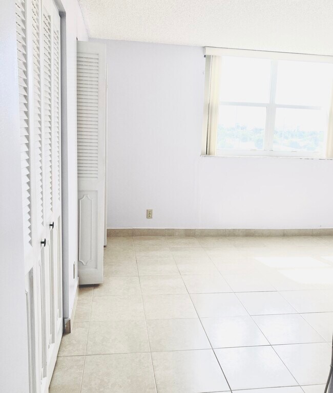 Bedroom - 321 SE 3rd St