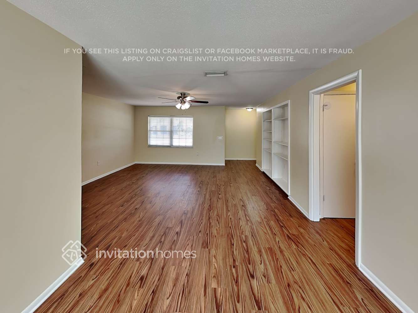 Building Photo - 1404 W Winnemissett Ave
