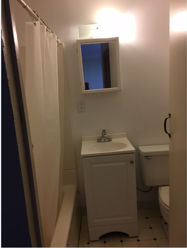 Primary Photo - 229-229B 27th St