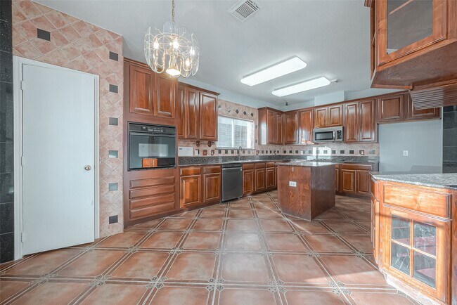 Building Photo - 9407 Demsey Mill Dr
