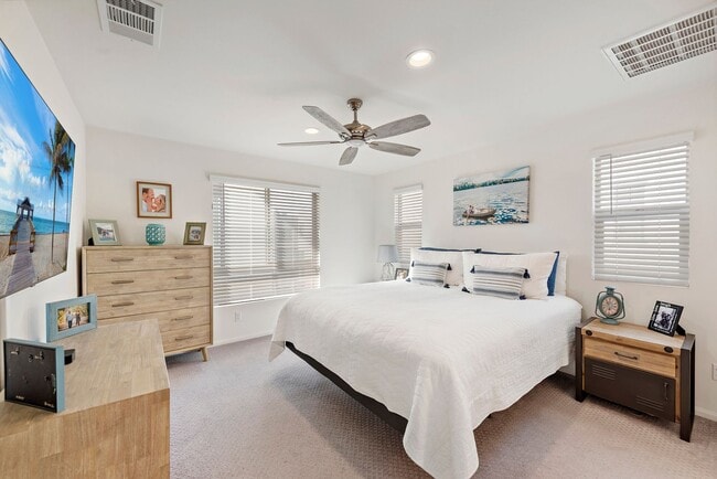 Building Photo - 2325 Verano Wy.