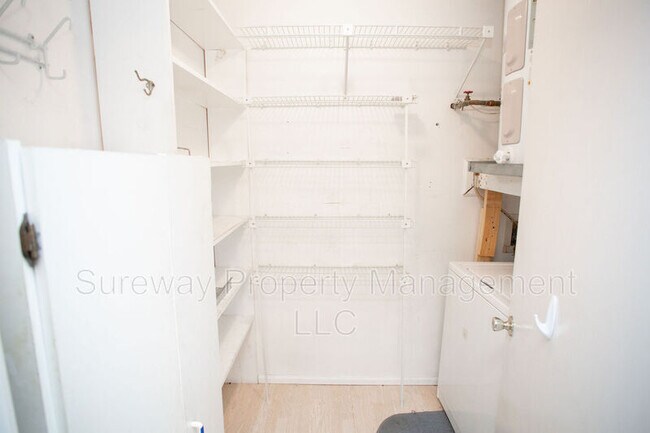 Building Photo - 40 Sumac Ct