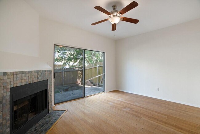 Building Photo - 11901 Swearingen Dr