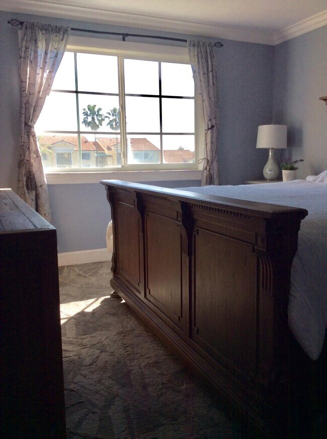 Building Photo - 145 Yacht Club Way