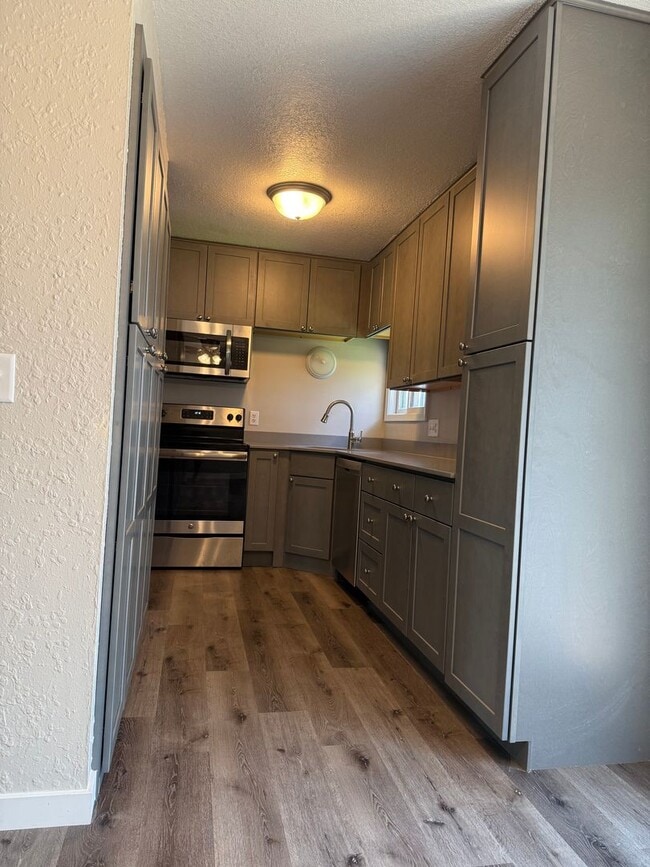 Building Photo - Duplex 82xx Zane Court