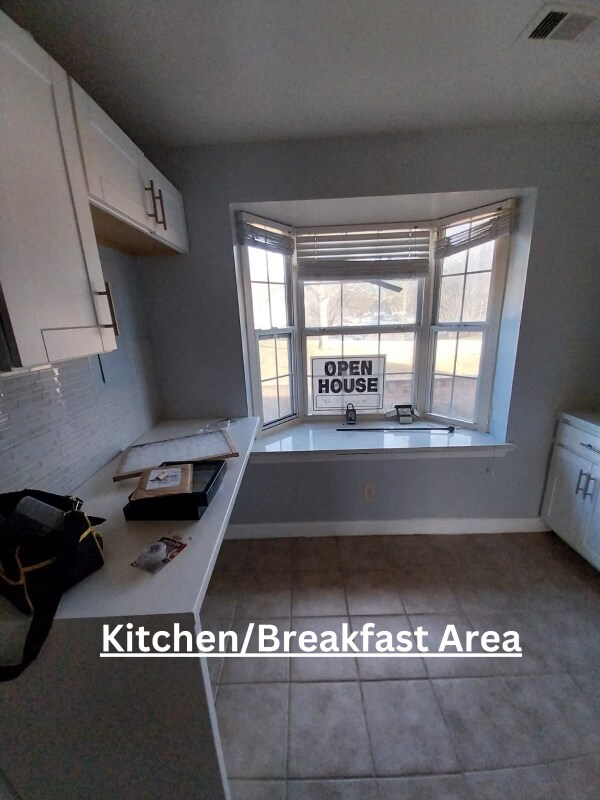 Building Photo - 4033 Chesterwood Dr