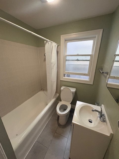 Building Photo - 1757 26th Ave