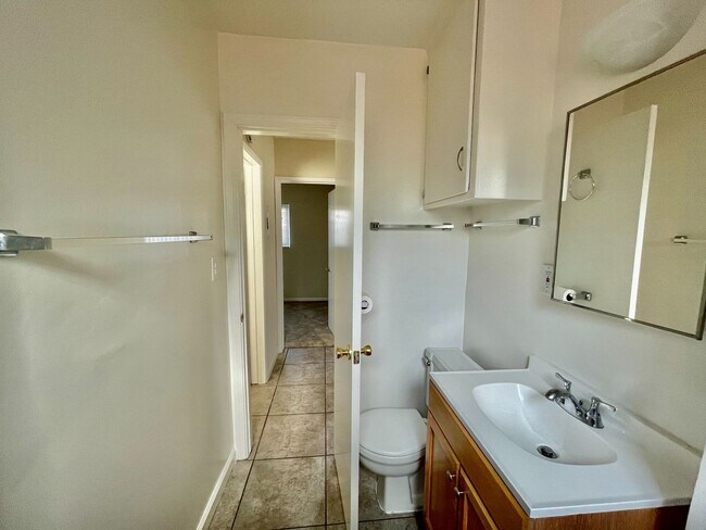 Building Photo - Temple