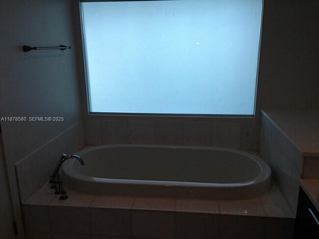 Building Photo - 2950 NE 188th St