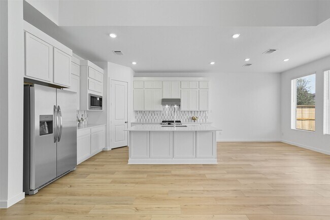 Building Photo - 31239 Anna Mdws Dr