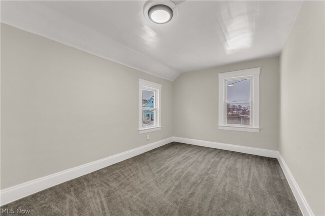 Building Photo - 1501 Botany Ave