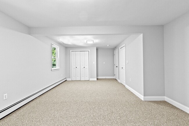 Building Photo - 22 Broad Oak Way