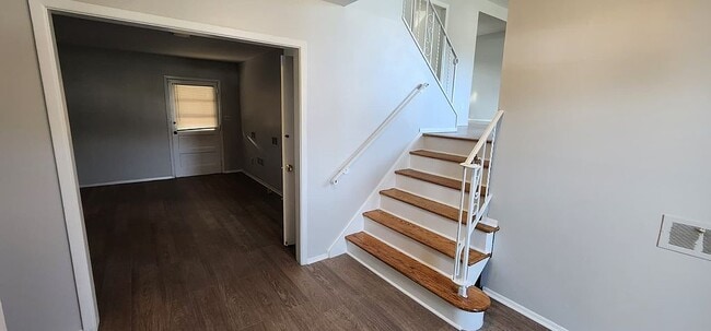 Building Photo - 700 Haven Pl