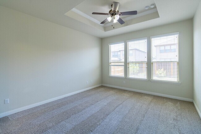 Building Photo - Gorgeous 3 bed / 2.5 bath just North of The Domain!