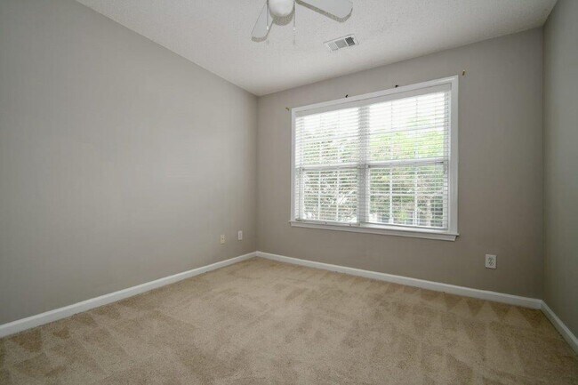 Building Photo - 3905 Timbercreek Cir
