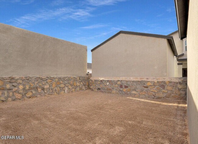 Building Photo - 14345 Steve Joyce Pkwy