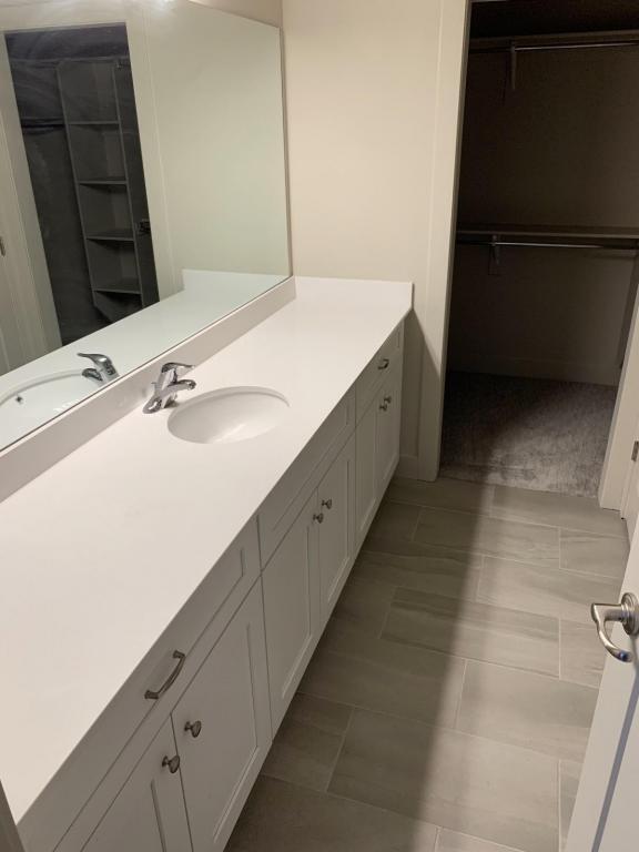 Building Photo - 302 E 1500 N