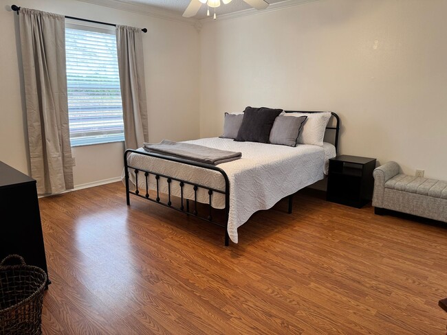 Building Photo - Rental in The Villages