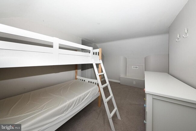 Building Photo - 966 Paige Ct