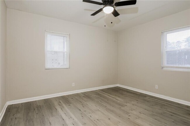 Building Photo - 2841 Belvedere Ln