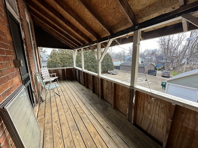 Building Photo - Large Apartment- HOMER,MI