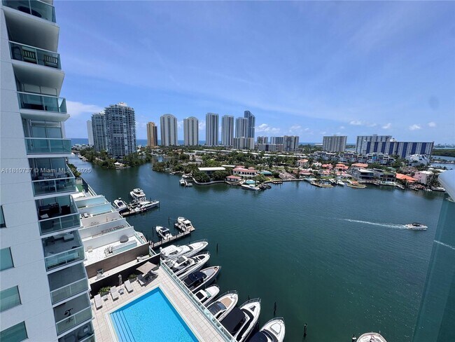 Primary Photo - 400 Sunny Isles Blvd