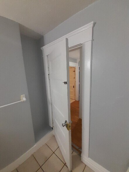 Building Photo - 230 S Pennsylvania Ave