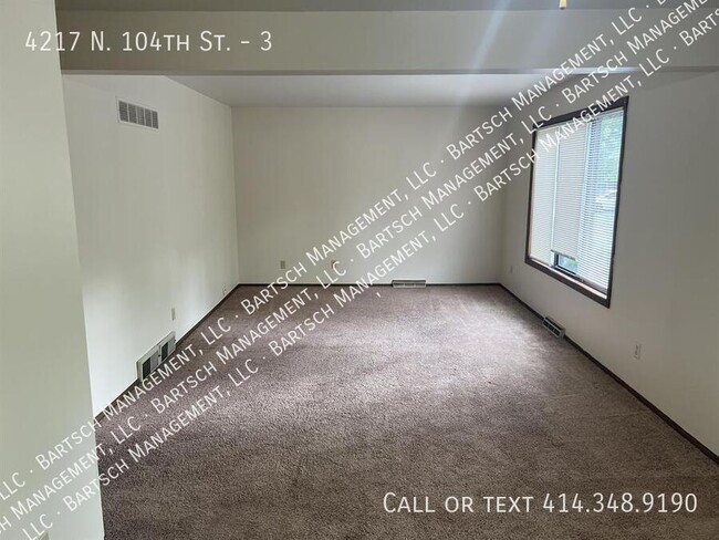 Building Photo - 4217 N 104th St