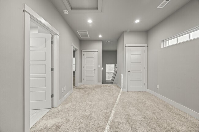 Building Photo - 2063 S Florida Way