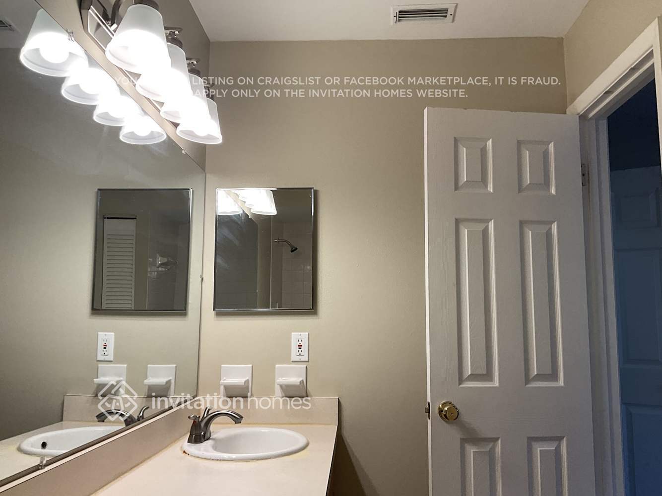 Building Photo - 727 Coquina Ct