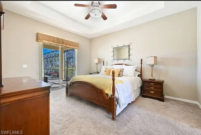 Building Photo - Lakefront 3 Bed + Den 2 bath home with pool and spa tub in Waterways of Naples Community
