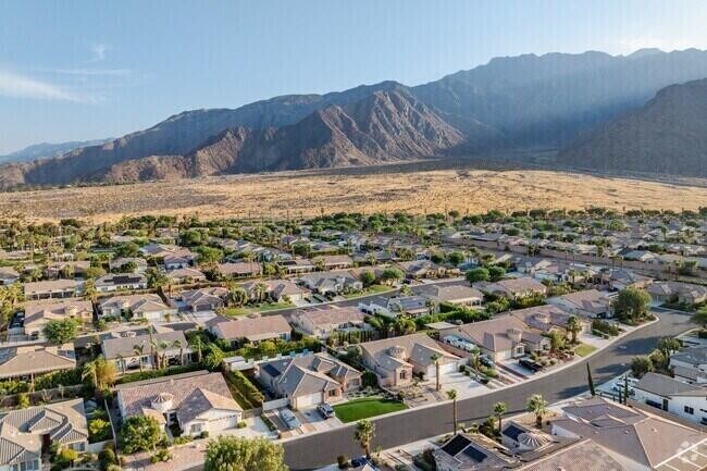 Building Photo - 1122 Oro Ridge